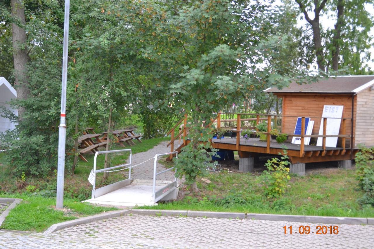 Landgasthaus Queen Victoria Stadtilm Exterior photo